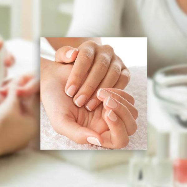 Manikira v Ljubljani  Kozmetični salon v Bežigradu  Gel za nohte, odstranjevanje permanentnega laka